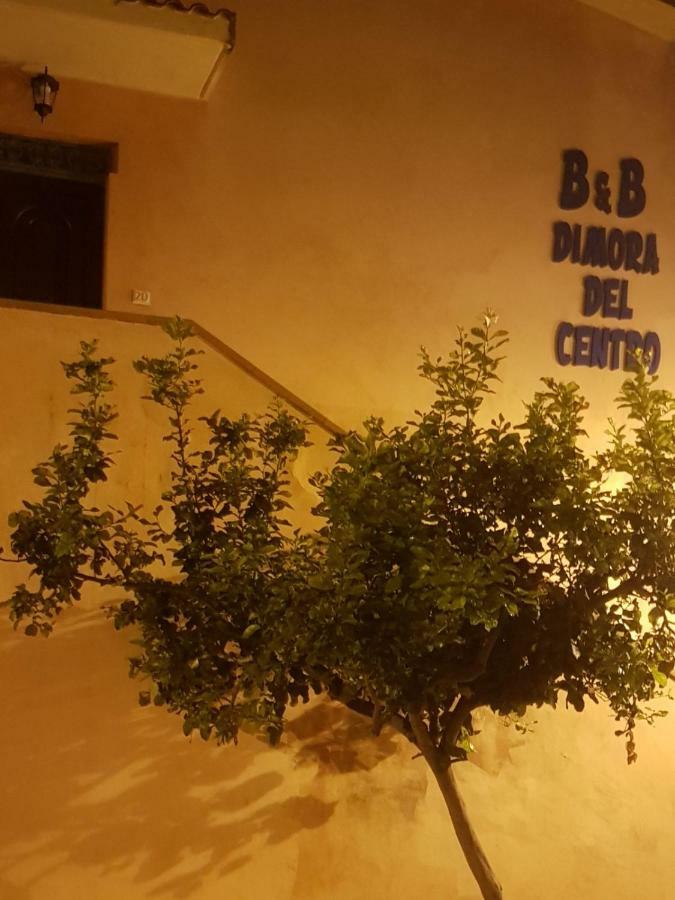 B&B Dimora Del Centro สกาเลอา ภายนอก รูปภาพ